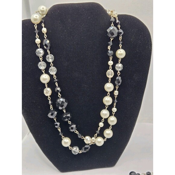 White House Black Market Black Clear & White Beaded Necklace w Bracelet - Picture 9 of 16